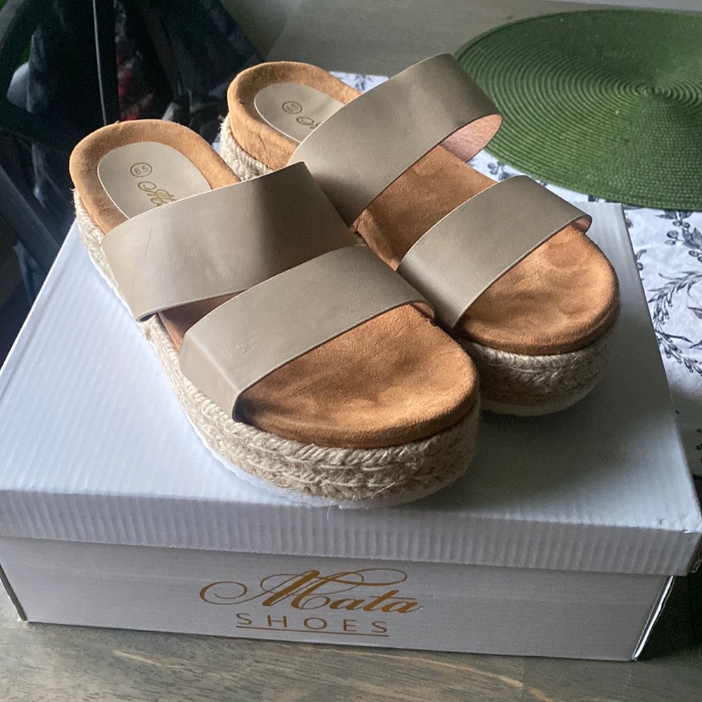 Mata Priscilla Sandal’s
